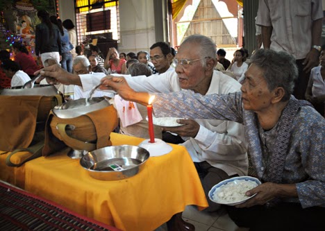 Lễ hội Sen Dolta của người Khmer Nam Bộ