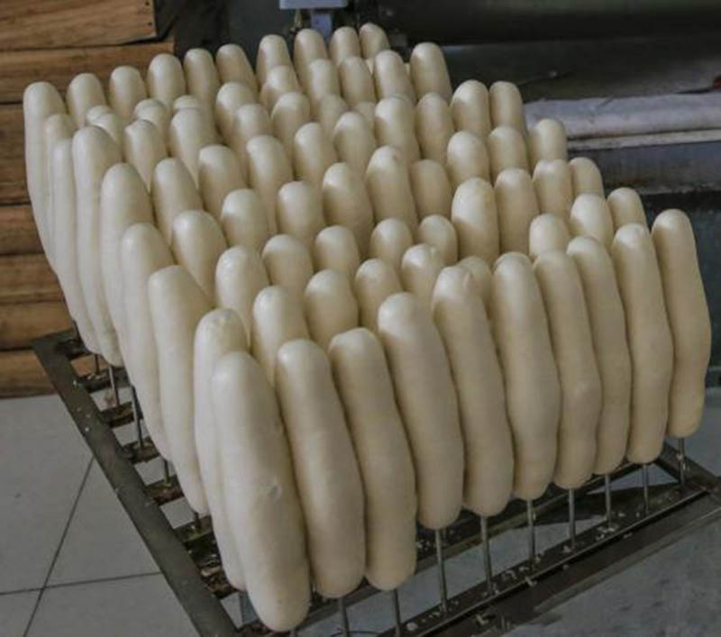 Loại bánh kỳ lạ của người TQ, có lịch sử hơn 100 năm, bán đắt như tôm tươi