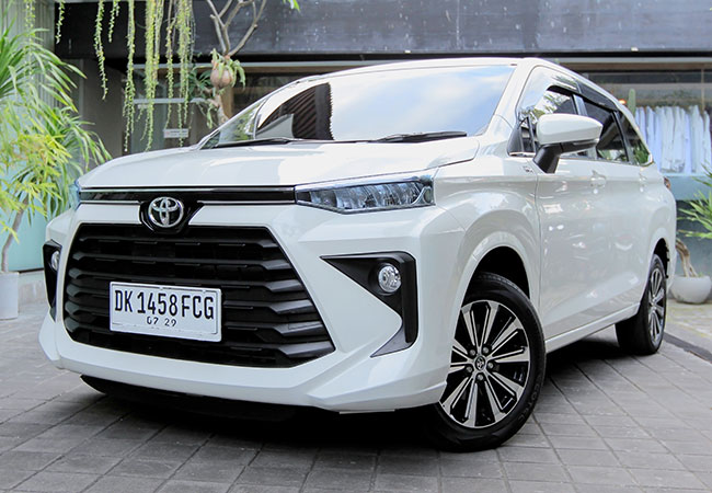 Seamless Travel with Car Rental Ho Chi Minh Airport Services